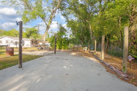 House in DeLand, Florida 3 bedrooms, 103.68 sq.m. № 1734026 - photo 21