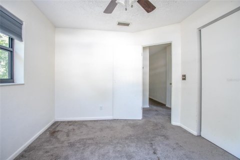 House in DeLand, Florida 3 bedrooms, 103.68 sq.m. № 1734026 - photo 16