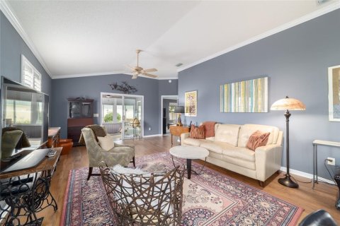 House in The Villages, Florida 2 bedrooms, 106.47 sq.m. № 1919673 - photo 20