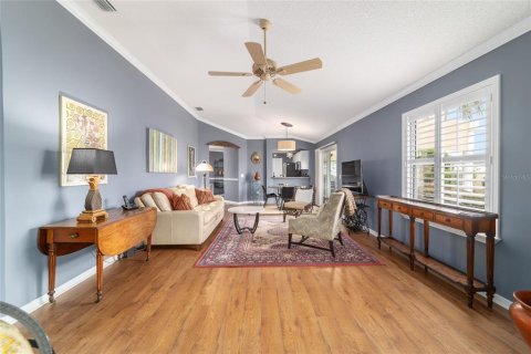 House in The Villages, Florida 2 bedrooms, 106.47 sq.m. № 1919673 - photo 24