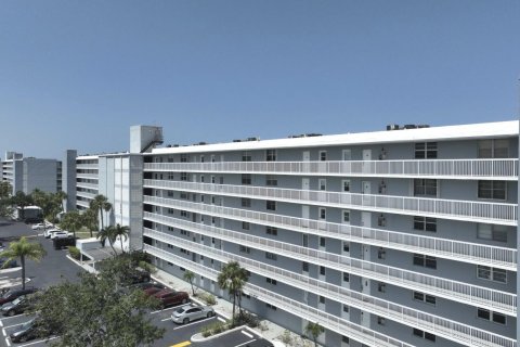 Condo in Boca Raton, Florida, 1 bedroom  № 2247802 - photo 3