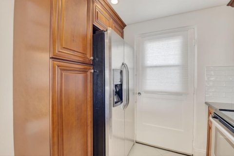 Condo in Boca Raton, Florida, 1 bedroom  № 2247802 - photo 21
