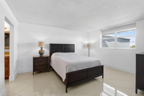 Condo in Boca Raton, Florida, 1 bedroom  № 2247802 - photo 22
