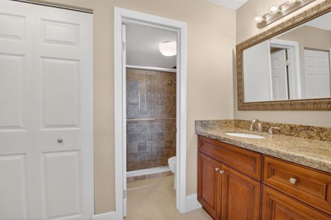 Condo in Boca Raton, Florida, 1 bedroom  № 2247802 - photo 25