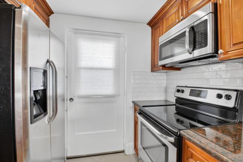 Condo in Boca Raton, Florida, 1 bedroom  № 2247802 - photo 20