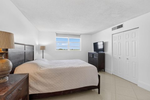 Condo in Boca Raton, Florida, 1 bedroom  № 2247802 - photo 23