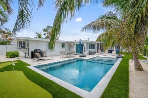 Casa en venta en Holmes Beach, Florida, 3 dormitorios, 139.54 m2 № 2105257 - foto 2