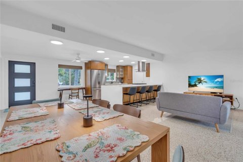 Casa en venta en Holmes Beach, Florida, 3 dormitorios, 139.54 m2 № 2105257 - foto 17