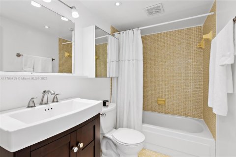 Copropriété à vendre à Lauderdale Lakes, Floride: 2 chambres, 93.83 m2 № 1863286 - photo 5