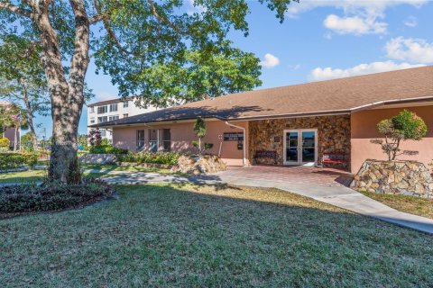 Copropriété à vendre à Lauderdale Lakes, Floride: 2 chambres, 93.83 m2 № 1863286 - photo 19