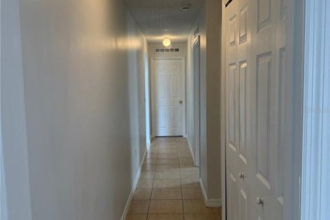 House in Kissimmee, Florida 4 bedrooms, 164.25 sq.m. № 2213998 - photo 23