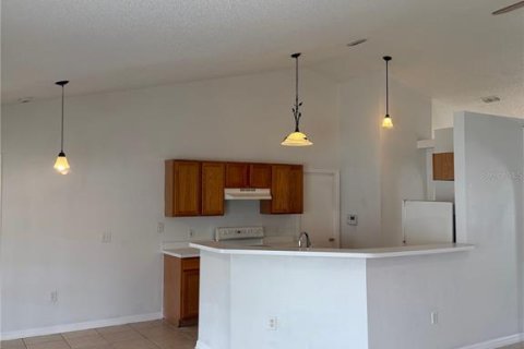 House in Kissimmee, Florida 4 bedrooms, 164.25 sq.m. № 2213998 - photo 15