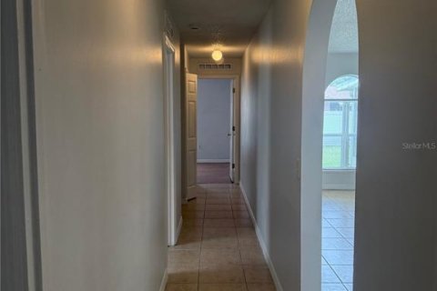 House in Kissimmee, Florida 4 bedrooms, 164.25 sq.m. № 2213998 - photo 28