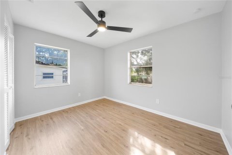 Villa ou maison à vendre à Deltona, Floride: 2 chambres, 81.75 m2 № 1902325 - photo 10