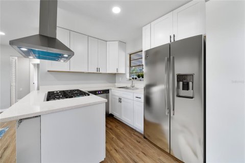 Villa ou maison à vendre à Deltona, Floride: 2 chambres, 81.75 m2 № 1902325 - photo 2