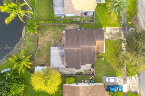 Villa ou maison à vendre à Davie, Floride: 3 chambres, 110.37 m2 № 2019725 - photo 26