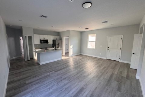 House in Sebring, Florida 3 bedrooms, 117.89 sq.m. № 2218779 - photo 5