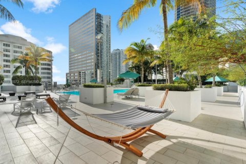 Condo in Miami, Florida, 2 bedrooms  № 2040041 - photo 27