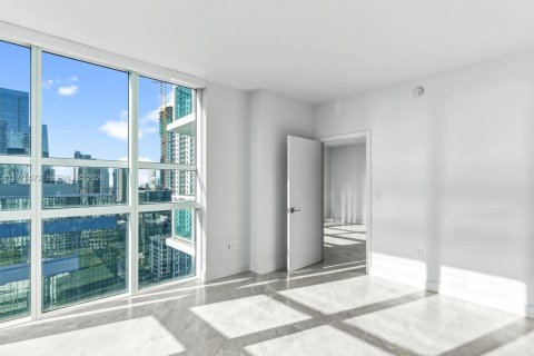 Condo in Miami, Florida, 2 bedrooms  № 2040041 - photo 16