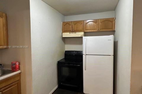 Casa en venta en Miami, Florida, 3 dormitorios, 82.5 m2 № 2006273 - foto 7