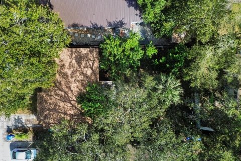 Купить виллу или дом в Майами, Флорида 3 спальни, 82.5м2, № 2006273 - фото 23