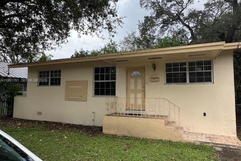 Casa en venta en Miami, Florida, 3 dormitorios, 82.5 m2 № 2006273 - foto 1