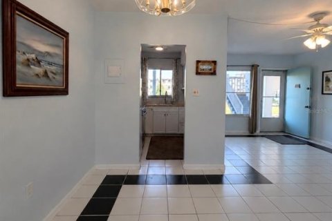 Купить кондоминиум в Дейтона-Бич, Флорида 5 комнат, 56.86м2, № 2227606 - фото 7