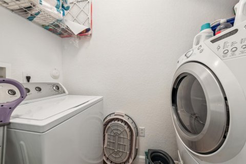 Купить кондоминиум в Лейк-Уорт, Флорида 6 комнат, 127.55м2, № 2084021 - фото 14