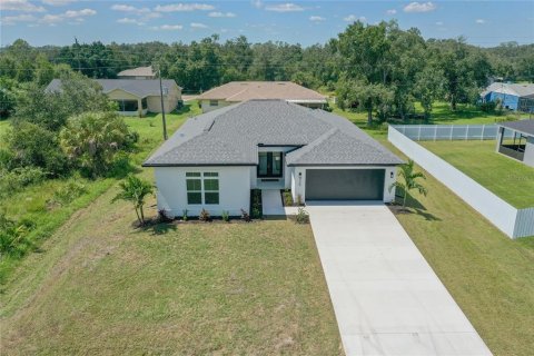 Casa en North Port, Florida 3 dormitorios, 152.64 m2 № 2363170