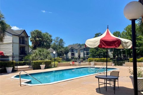 Condominio en alquiler en Orlando, Florida, 2 dormitorios, 80.27 m2 № 1824234 - foto 15