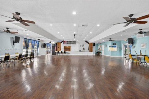 Copropriété à vendre à Lauderdale Lakes, Floride: 1 chambre, 69.49 m2 № 2025542 - photo 19