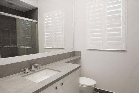 House in Boca Raton, Florida 6 bedrooms, 721.76 sq.m. № 2035445 - photo 6