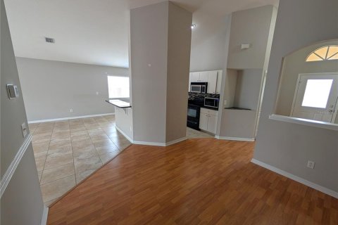 Villa ou maison à louer à Valrico, Floride: 3 chambres, 129.51 m2 № 2416753 - photo 10