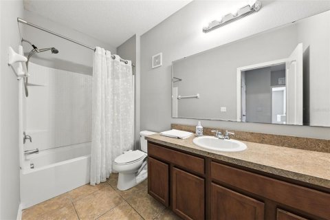 Townhouse in Winter Garden, Florida 3 bedrooms, 132.11 sq.m. № 1823179 - photo 14