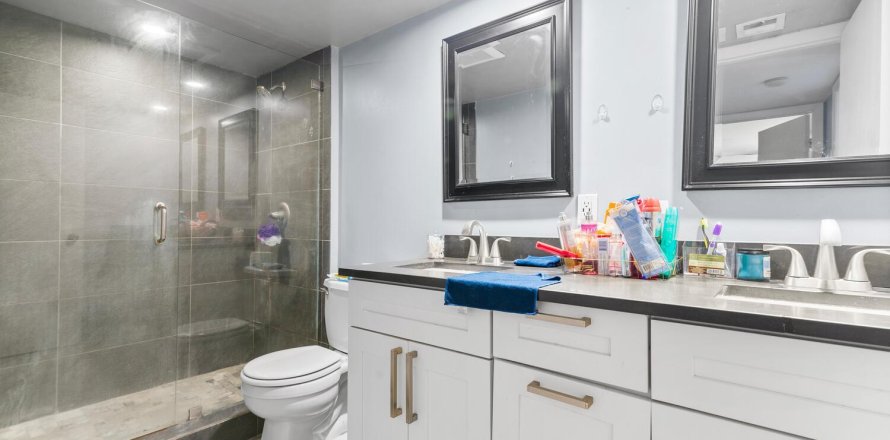 Condo in West Palm Beach, Florida, 3 bedrooms № 868529