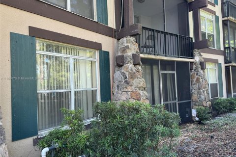 Condo in Lauderhill, Florida, 1 bedroom  № 1961650 - photo 26