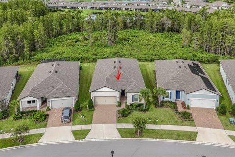 House in Land O' Lakes, Florida 2 bedrooms, 193.89 sq.m. № 1901950 - photo 20