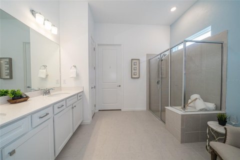 House in Land O' Lakes, Florida 2 bedrooms, 193.89 sq.m. № 1901950 - photo 9