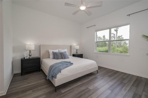 House in Land O' Lakes, Florida 2 bedrooms, 193.89 sq.m. № 1901950 - photo 8