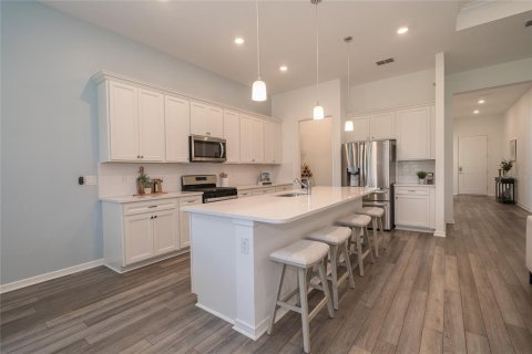 House in Land O' Lakes, Florida 2 bedrooms, 193.89 sq.m. № 1901950 - photo 26