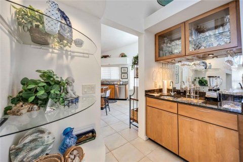 Villa ou maison à vendre à Sarasota, Floride: 3 chambres, 247.03 m2 № 1662304 - photo 8