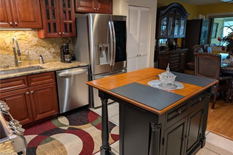 Adosado en venta en Ocala, Florida, 2 dormitorios, 177.26 m2 № 2097271 - foto 8