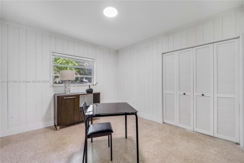 Casa en alquiler en Miami, Florida, 3 dormitorios, 188.31 m2 № 1980812 - foto 8