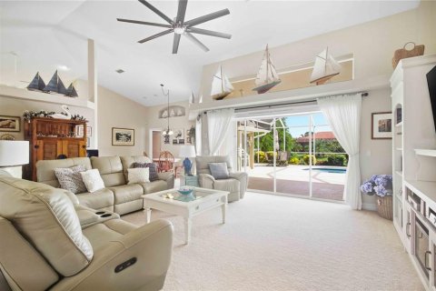House in Rotonda, Florida 3 bedrooms, 220.18 sq.m. № 2393674 - photo 12