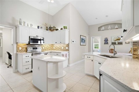 House in Rotonda, Florida 3 bedrooms, 220.18 sq.m. № 2393674 - photo 23
