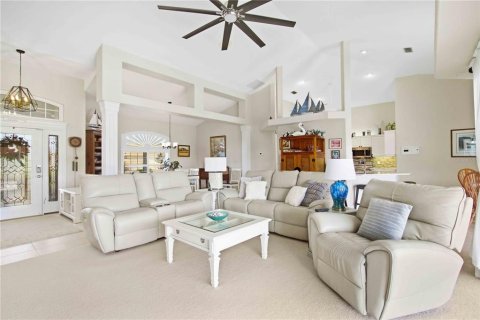 House in Rotonda, Florida 3 bedrooms, 220.18 sq.m. № 2393674 - photo 15