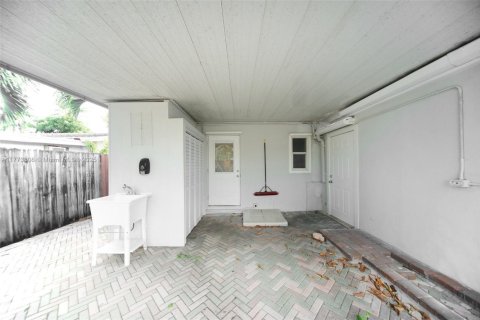 House in West Palm Beach, Florida 3 bedrooms № 2077011 - photo 15