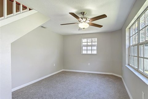 House in Hudson, Florida 3 bedrooms, 130.06 sq.m. № 1910134 - photo 6