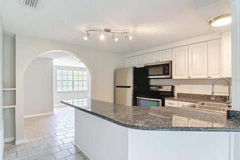 House in Hudson, Florida 3 bedrooms, 130.06 sq.m. № 1910134 - photo 3
