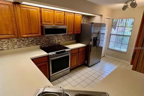 Touwnhouse à louer à Orlando, Floride: 3 chambres, 149.2 m2 № 2213046 - photo 5